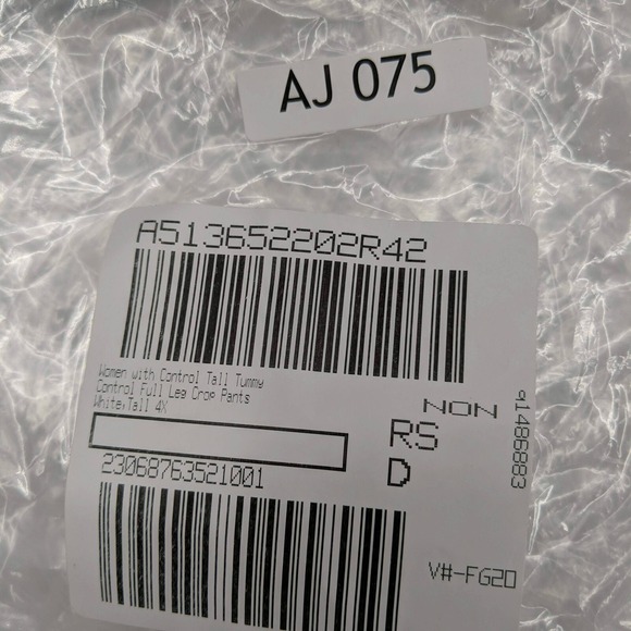 Women with Control Tall Tummy Control Full Leg Crop Pants White Women's Size 4XT - Picture 5 of 5